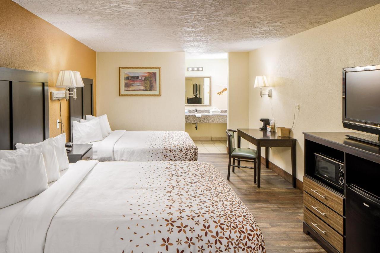 Americana Inn A Travelodge By Wyndham Pigeon Forge Exteriör bild