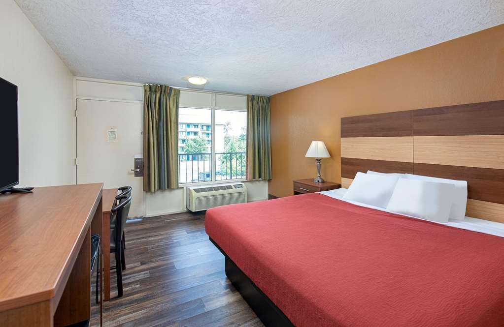 Americana Inn A Travelodge By Wyndham Pigeon Forge Rum bild