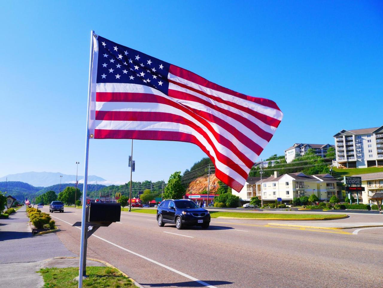Americana Inn A Travelodge By Wyndham Pigeon Forge Exteriör bild